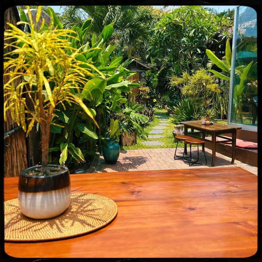 The Happy Bird B&B Hoi An Exteriör bild